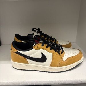 Nike Air Jordan 1 Low “Rookie of the Year”